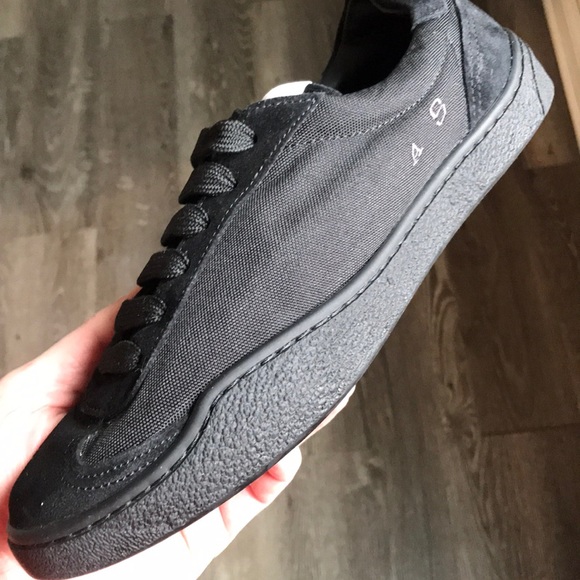 Acne Studios - Picture 10 of 16